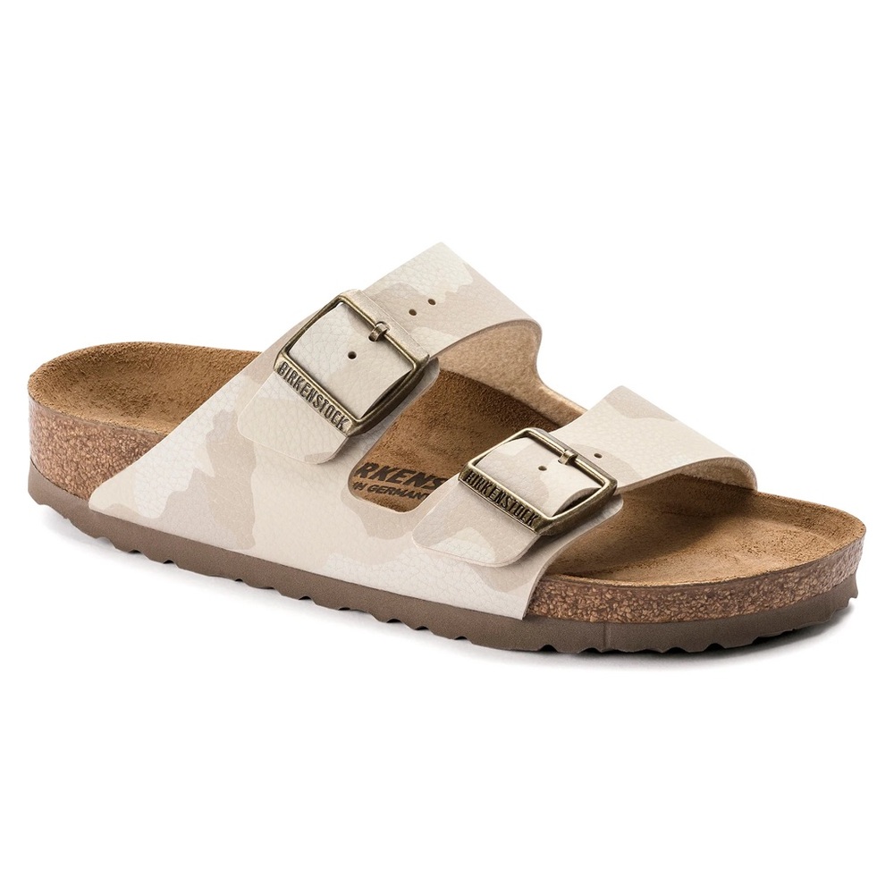 RARE New Birkenstock Arizona Sandals in Camo